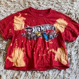red hot wheels cropped T-shirt